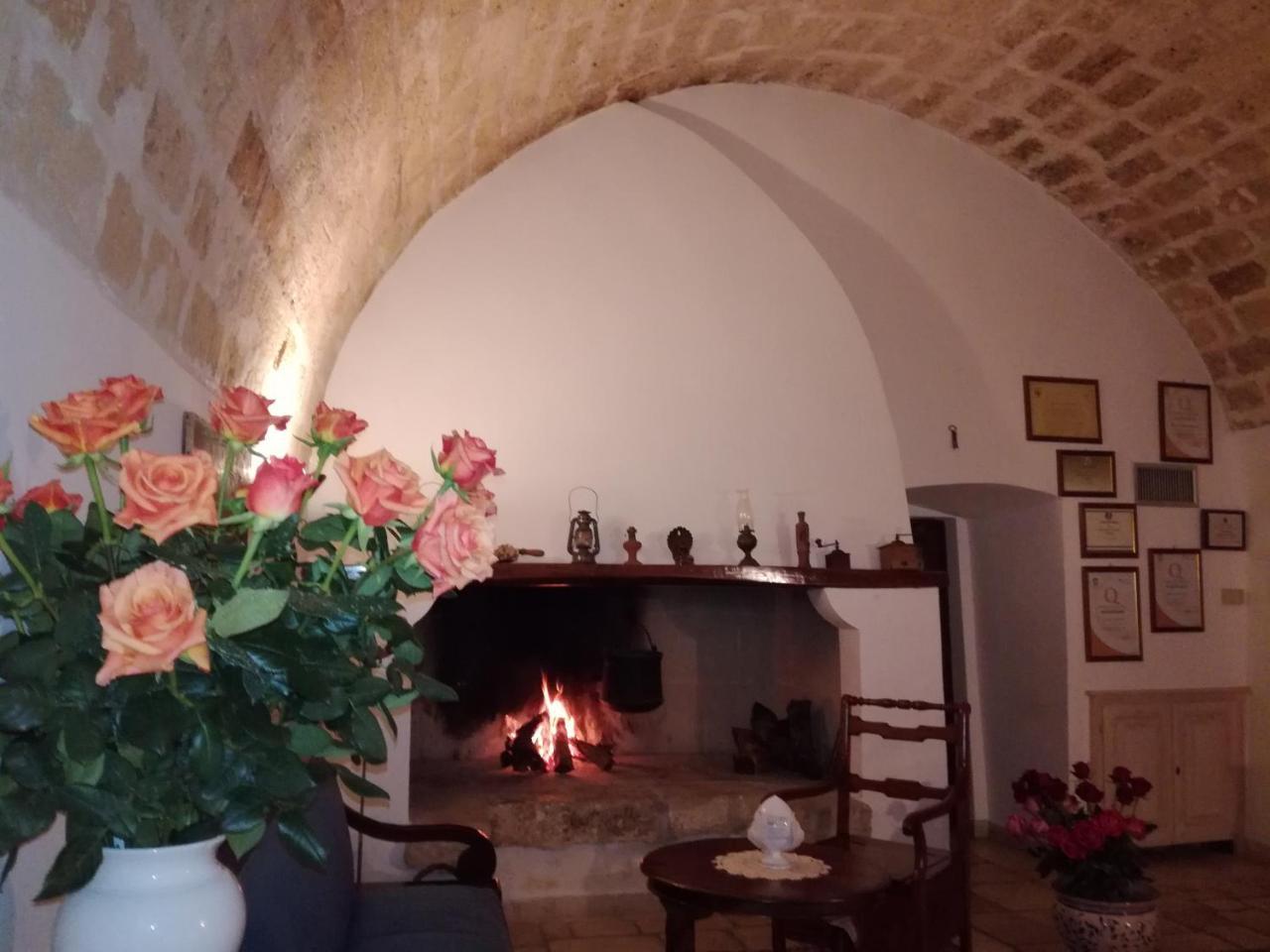 Agriturismo Torrevecchia San Pancrazio Salentino Kültér fotó